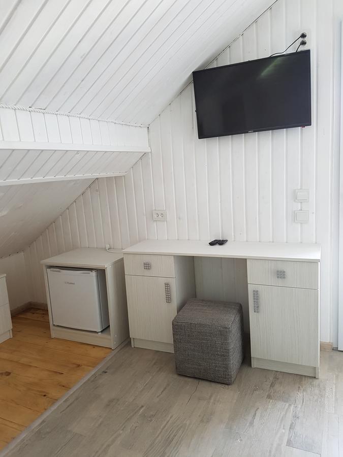 Apartments Like Hotel Chernivtsi Ngoại thất bức ảnh