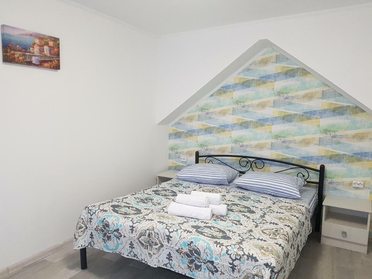 Apartments Like Hotel Chernivtsi Ngoại thất bức ảnh